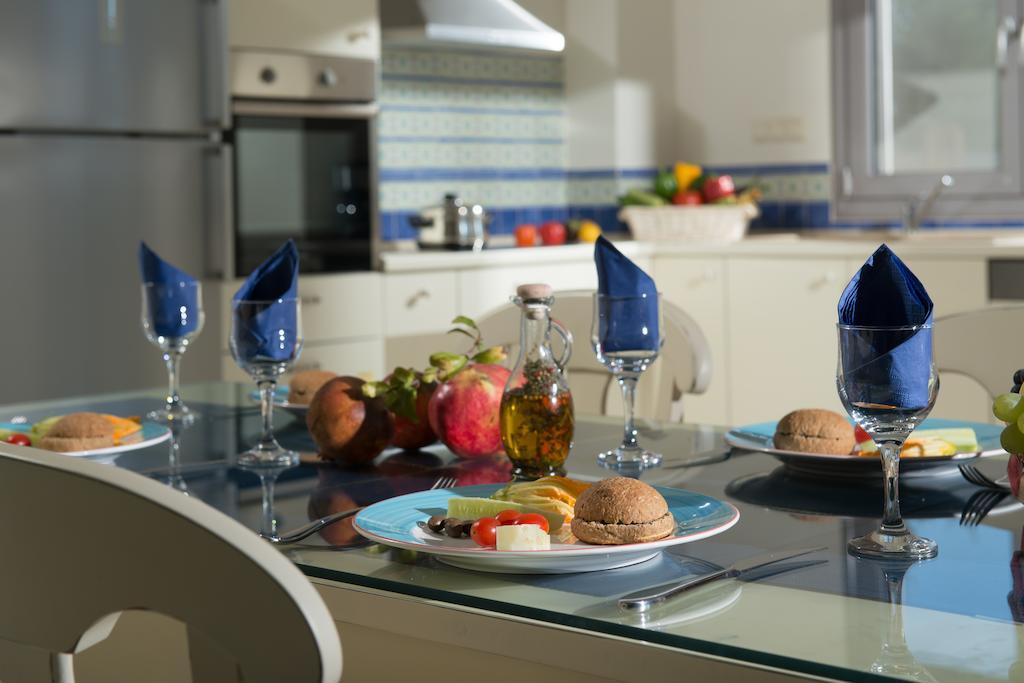 Villa Danae Villas *
